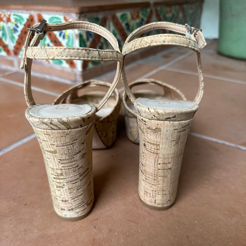 Schutz Keefa nude cork platform sandal size 6.5 Gently worn Great condition - Picture 3 of 5